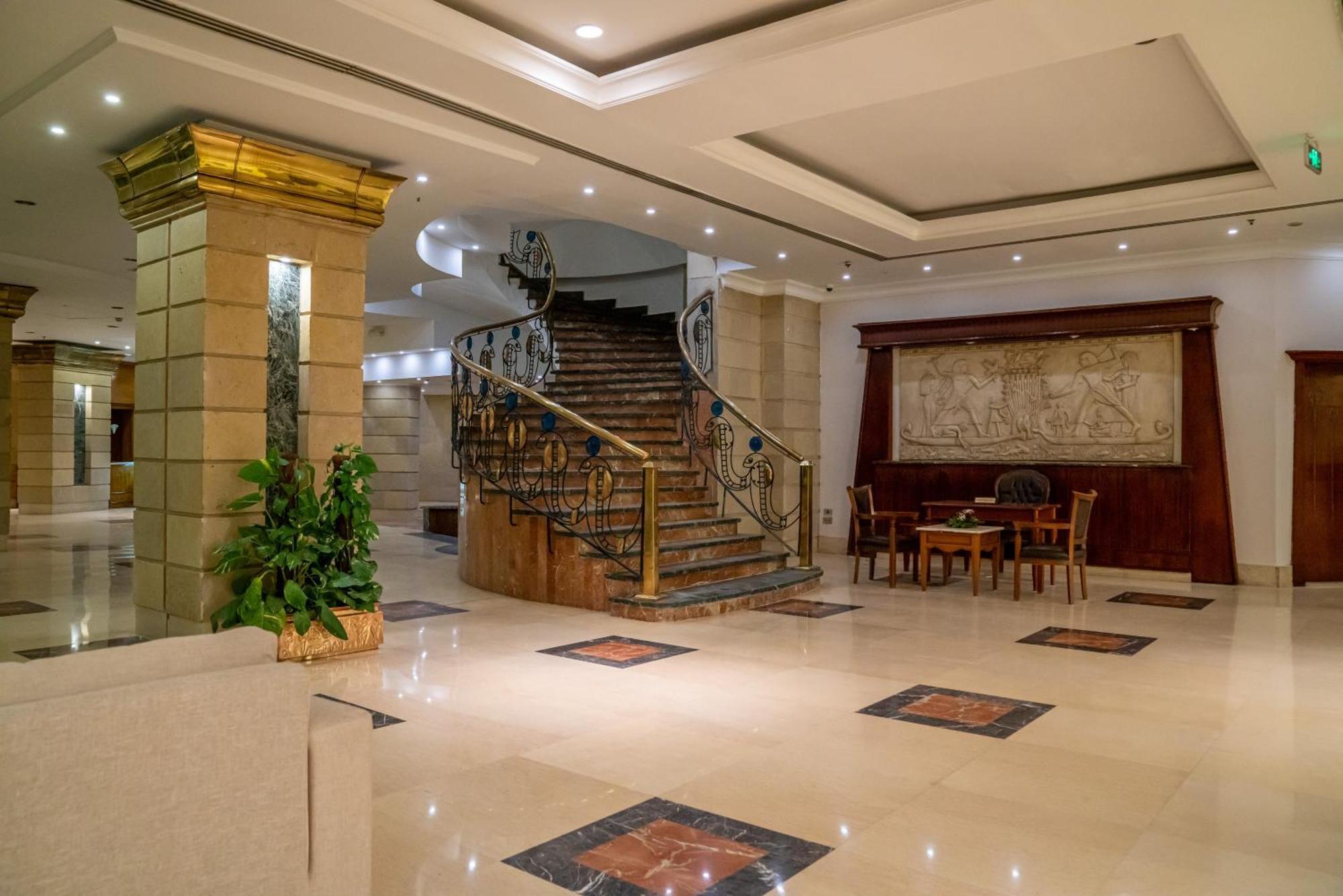 Azal Pyramids Hotel Giza Exterior photo